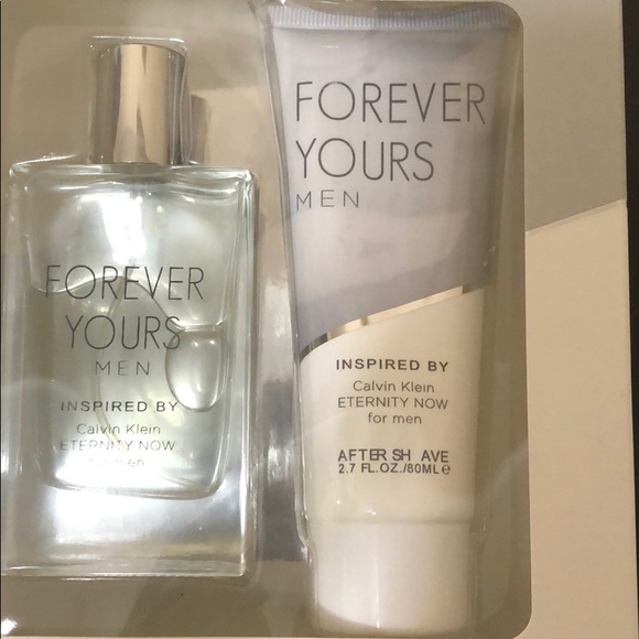 Calvin Klein - Picture 3 of 3